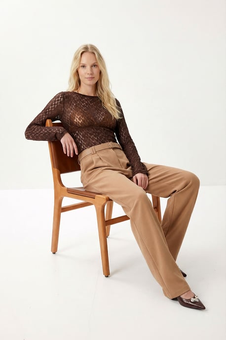 Hoch taillierte weite Beinhosen mit Schnalle - Image 3