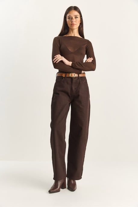 Weite Jeans mit Gürtel - Image 5