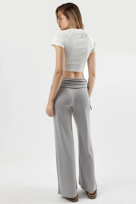 Modal Touch Hochtaillierte Weite Hosen mit Raffungsdetail - Image 3