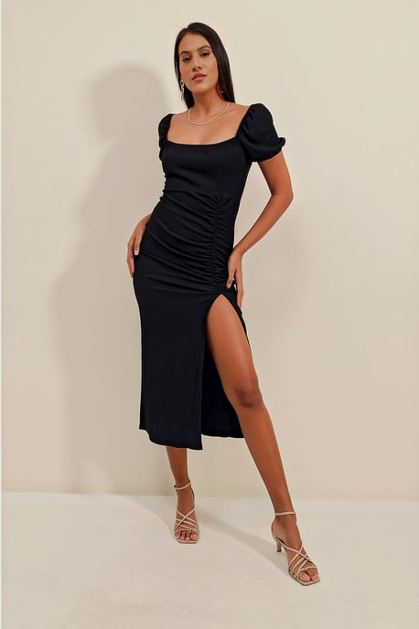 Texturiertes Midi-Strickkleid mit quadratischem Kragen - Image 2