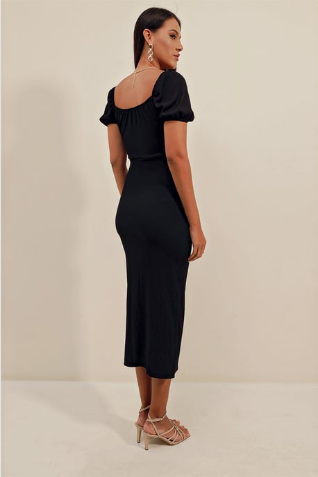 Texturiertes Midi-Strickkleid mit quadratischem Kragen - Image 5