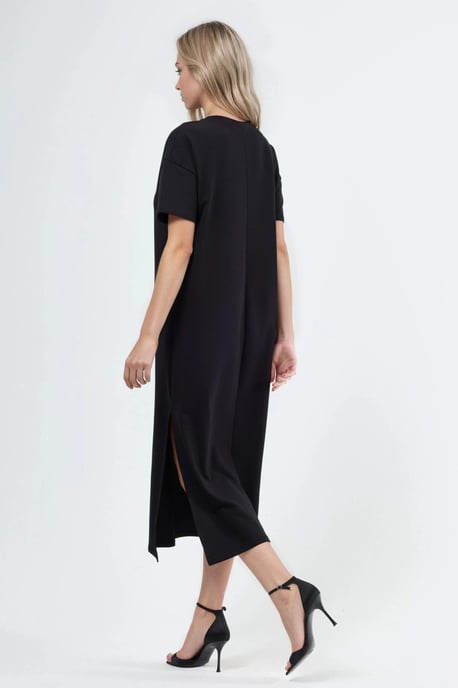 Entspannt geschnittenes Midikleid mit Rundhalsausschnitt - Image 4