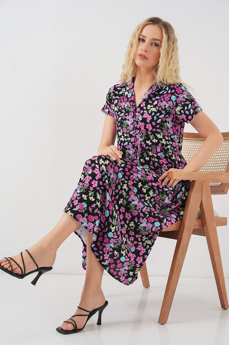Blumiges Midikleid mit Hemdkragen - Image 3