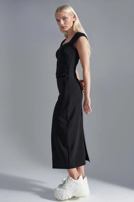 Midi-Kleid mit quadratischem Ausschnitt und Schlitzdetails - Image 4