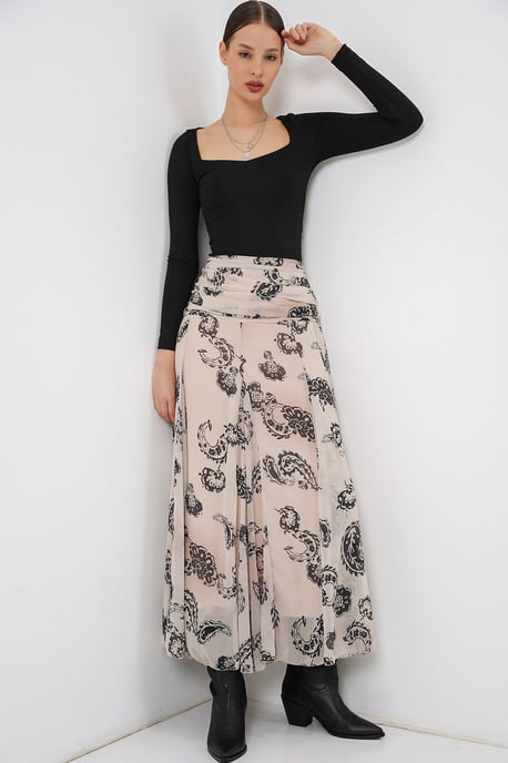 Hohe Taillen-Paisley-Maxikleid - Image 5
