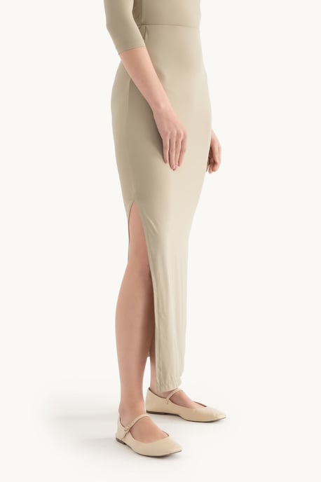 Hoch geschnittener Maxi-Rock mit seitlichem Schlitz - Image 4