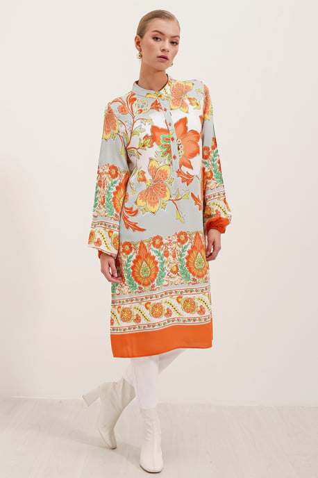 Musteriges Viskosekleid - Image 3