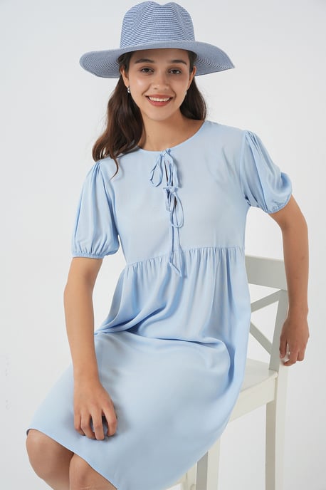 Midi-Kleid mit Schleifenverschluss - Image 2