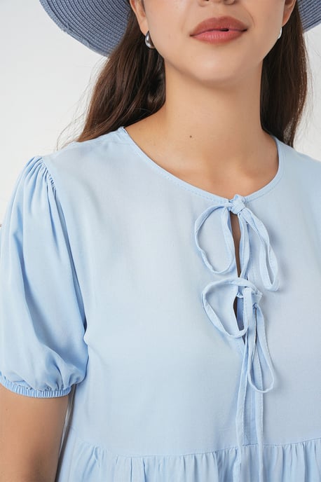 Midi-Kleid mit Schleifenverschluss - Image 5