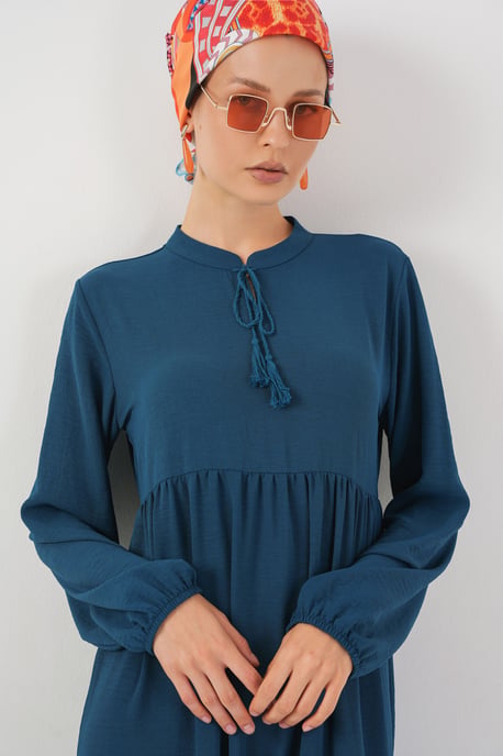 Maxikleid mit Schleifendetail - Image 4