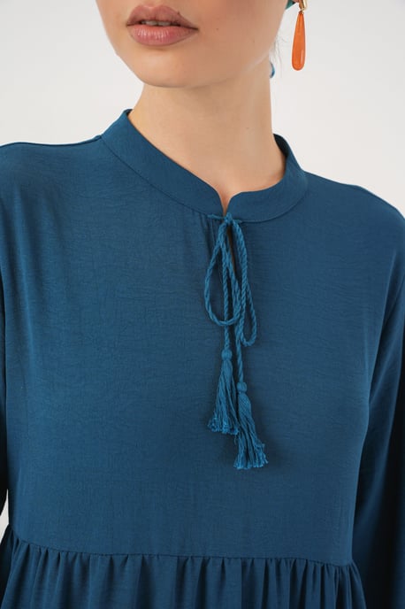 Maxikleid mit Schleifendetail - Image 5