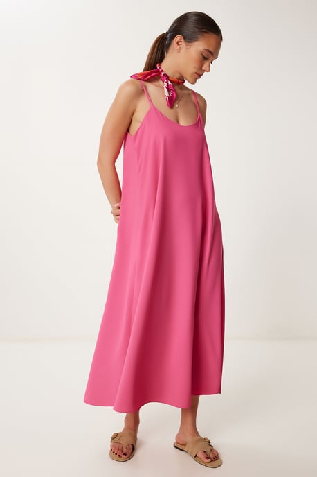 Lockeres Midi-Kleid mit U-Ausschnitt - Image 2