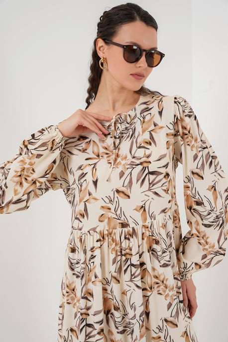 Muster Maxi-Kleid mit Bindeband - Image 4