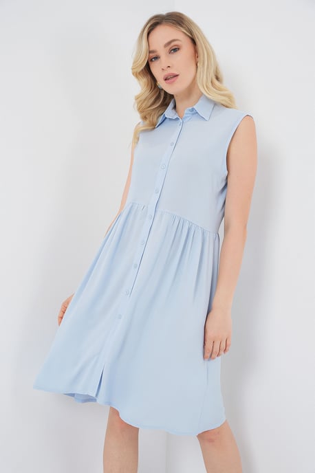 Ärmelloses Midi-Kleid mit Knopfleiste und Hemdkragen - Image 1