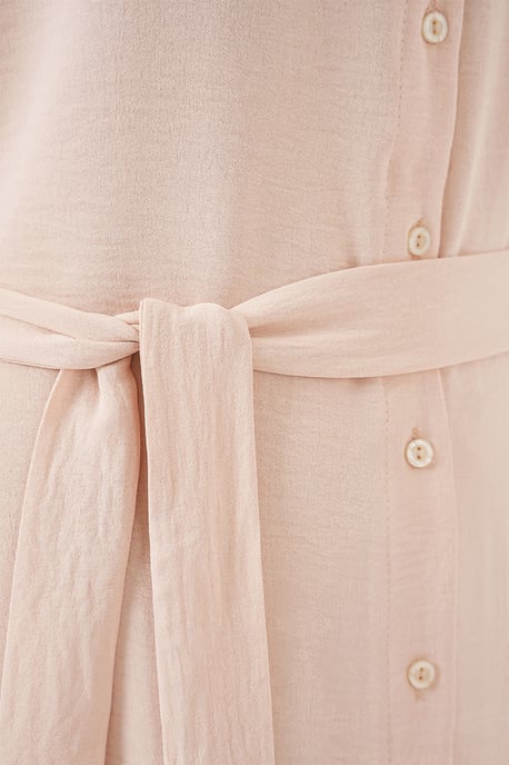 Texturiertes V-Ausschnitt-Midi-Kleid mit Knopfverschluss - Image 5
