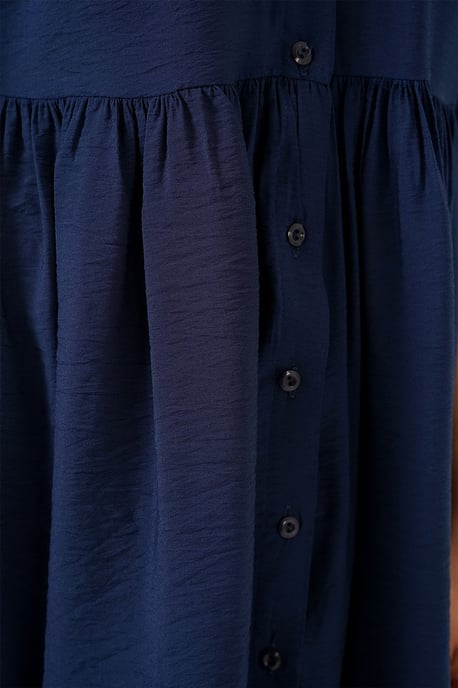 Strukturiertes Midi-Kleid mit Knopfverschluss - Image 5