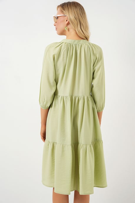 Strukturiertes Midi-Kleid mit Knopfverschluss - Image 6