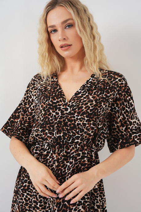 V-Ausschnitt Midi-Kleid mit Kordelzug - Image 4