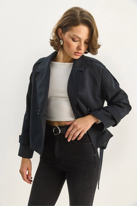Oversized Trenchcoat mit Bindegürtel - Image 4