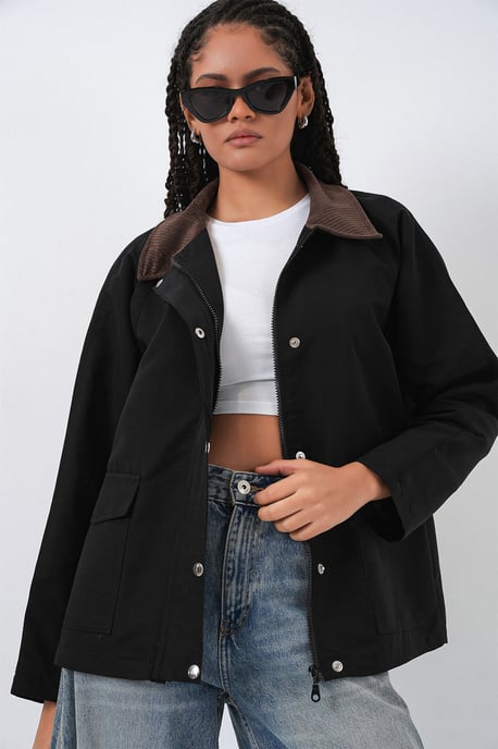 Gabardinejacke mit Knopfverschluss und Taschen - Image 1
