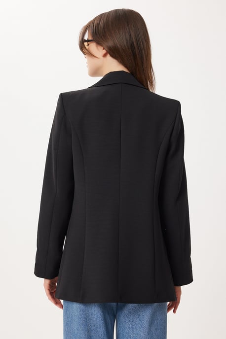 Gepolsterte Gabardinejacke mit Knopfverschluss - Image 4