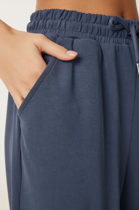 Hosen mit weitem Bein und Kordelzug - Image 5