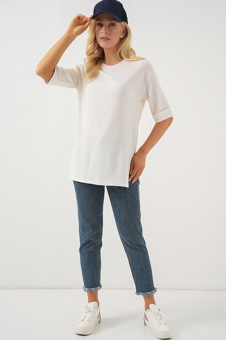 Strukturiertes Rundhals kurzärmeliges T-Shirt - Image 2