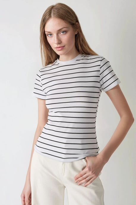 Gestreiftes Crew-Kragen T-Shirt - Image 3