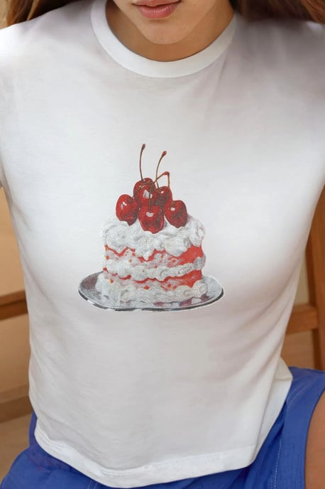 Bedrucktes Regular Fit Rundhals T-Shirt aus 100% Baumwolle mit cropped Schnitt - Image 2