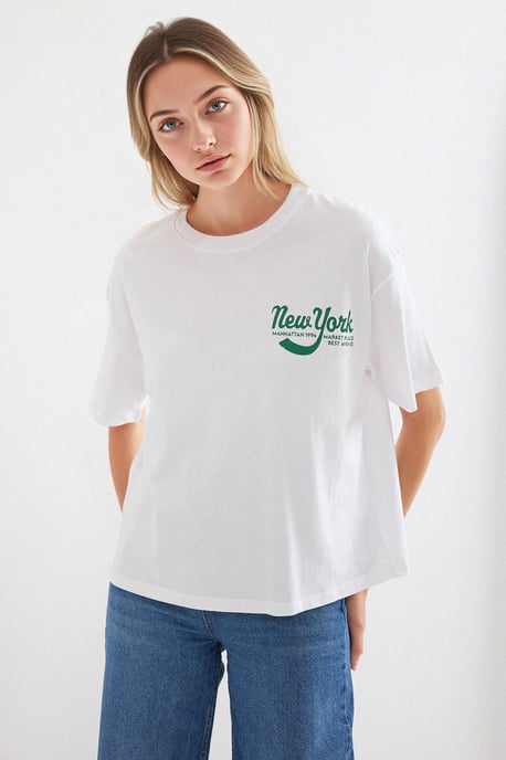 Bedrucktes T-Shirt mit Rundhalsausschnitt in lässiger Passform - Image 2