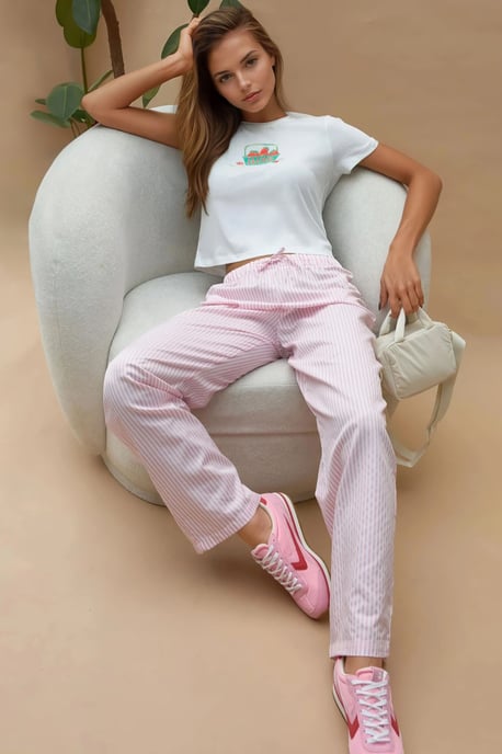Bedrucktes Regular Fit Rundhals T-Shirt aus 100% Baumwolle mit Cropped-Schnitt - Image 3