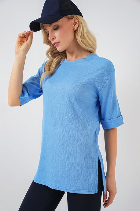 Strukturiertes Rundhals-T-Shirt mit kurzem Arm - Image 4