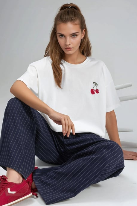 Oversized Gesticktes Strick-T-Shirt - Image 2