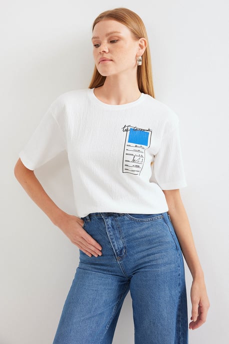 Bedrucktes Rundhals-T-Shirt mit kurzen Ärmeln - Image 3