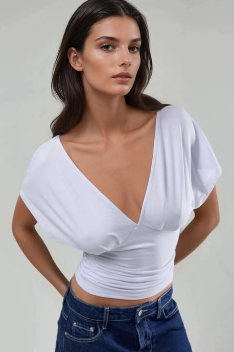Rüschenshirt mit V-Ausschnitt - Image 1