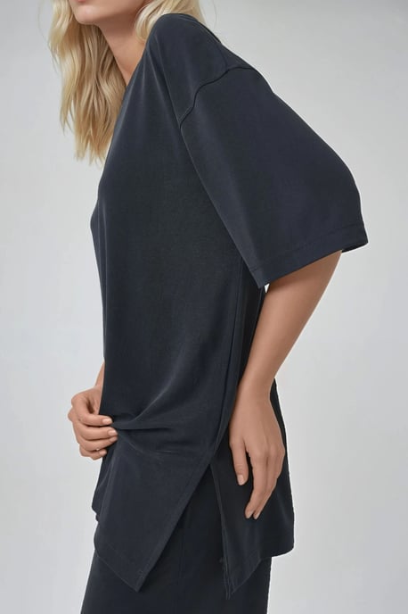 T-Shirt mit Schlitzdetails und Rundhalsausschnitt, kurzarm - Image 4