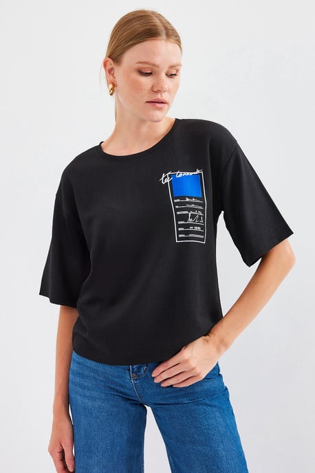 Bedrucktes Rundhals-T-Shirt mit kurzem Arm - Image 3