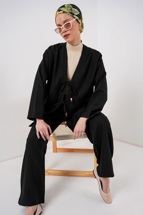V-Ausschnitt Cardigan und weite Hosen Set - Image 3
