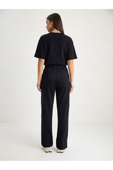 Crew-Neck T-Shirt und Hose Zweiteiliges Set - Image 5
