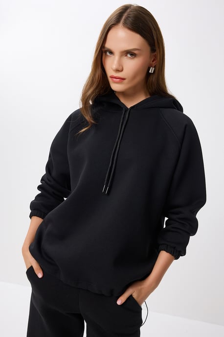 Hoodie und Jogginghose Zwei-Teile-Set - Image 3