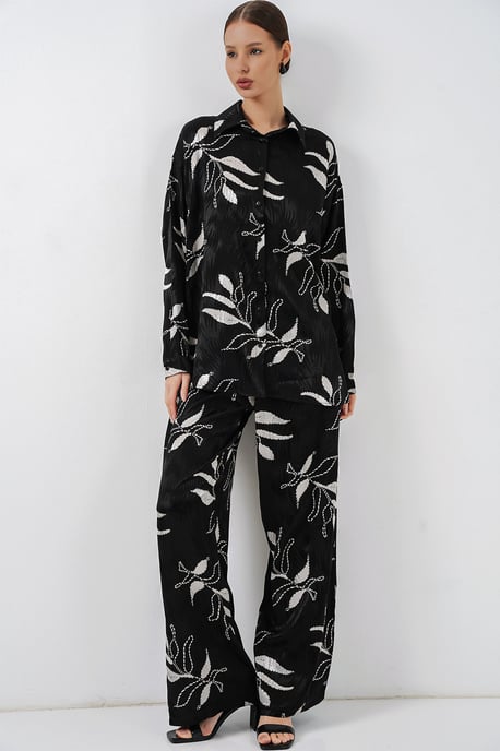 Blumenhemd & Hochbundweite Hosen Zweiteiliges Set - Image 3