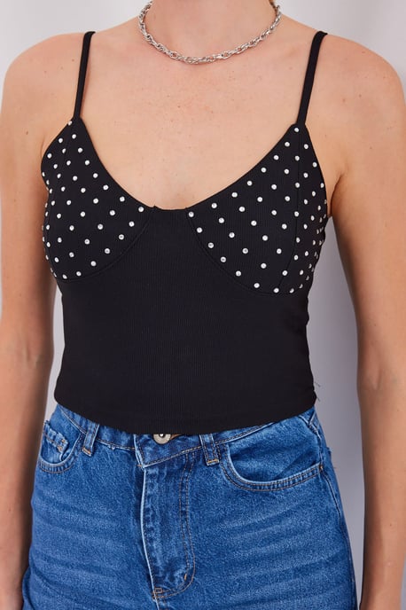 Steinverziertes Enges Crop Top mit V-Ausschnitt - Image 4