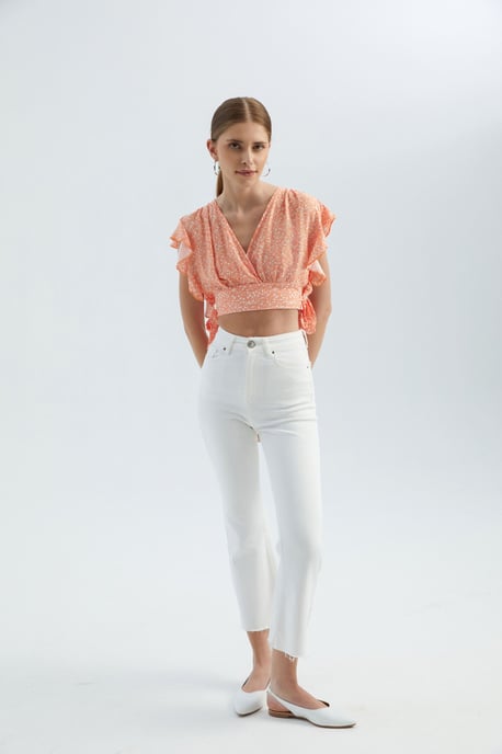 Blumiges V-Ausschnitt Crop Top mit Seitenschnürung - Image 3