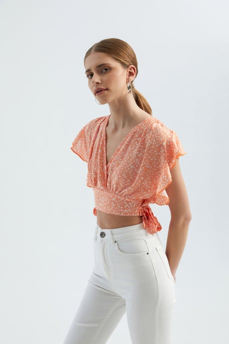 Blumiges V-Ausschnitt Crop Top mit Seitenschnürung - Image 4
