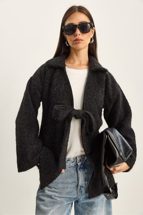 Strukturierter Übergroßer V-Ausschnitt Cardigan mit Bindegürtel - Image 3