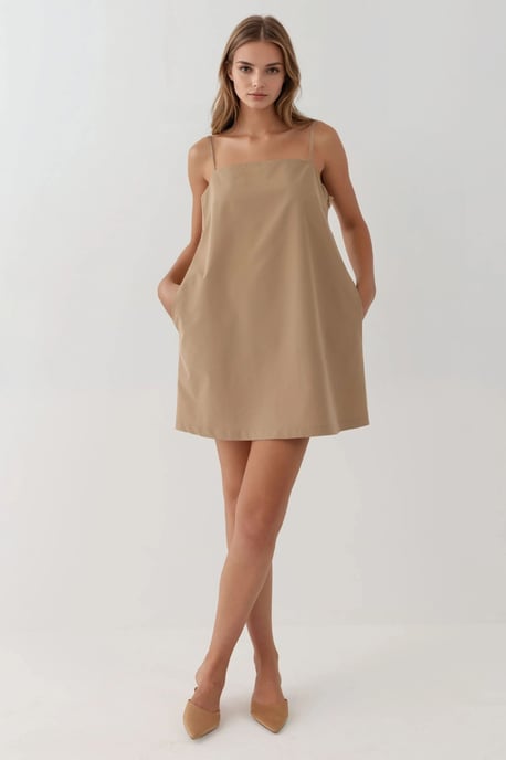 Mini-Kleid mit quadratischem Kragen und Taschen - Image 2