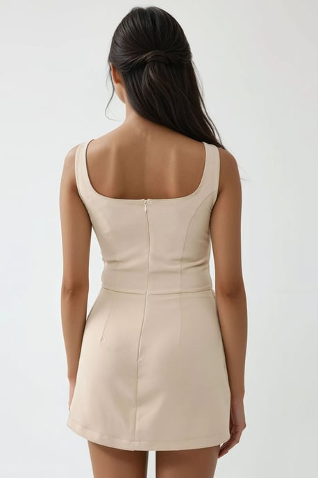 Mini-Kleid mit Shorts - Image 4