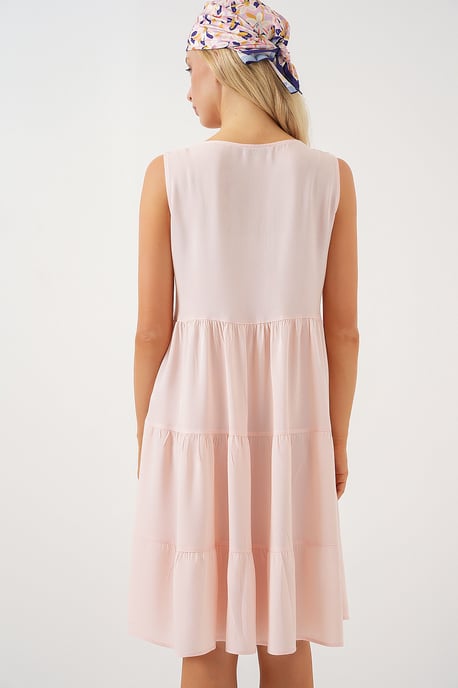 V-Ausschnitt ärmelloses Minikleid mit Knopfdetails - Image 6