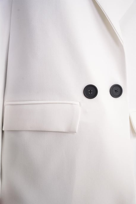 Langärmeliger, knöpfbarer Blazer - Image 6