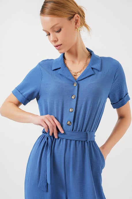 Hemdkragen Relaxed Fit Jumpsuit mit Schleife - Image 4